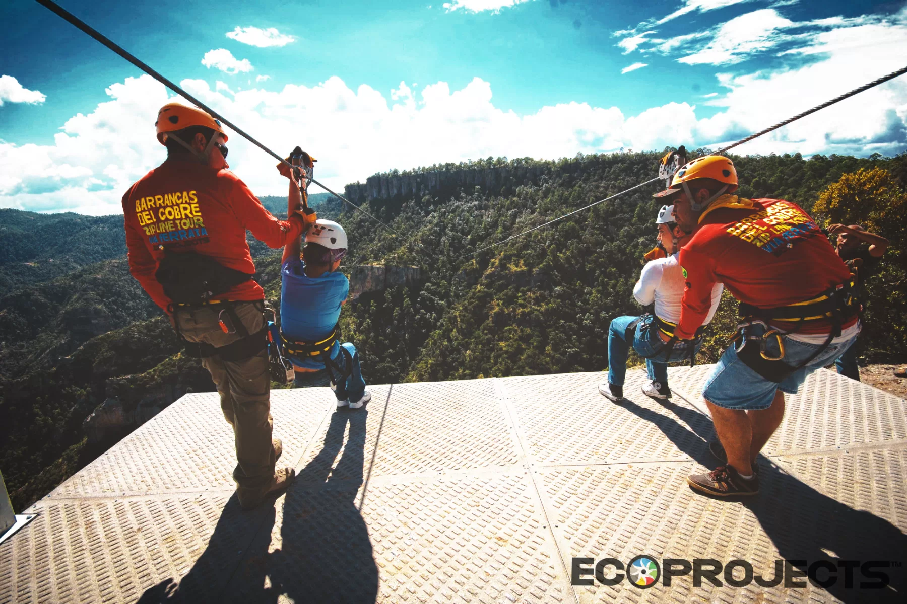 Ecoproparks. Tirolesa Zip Line 1.